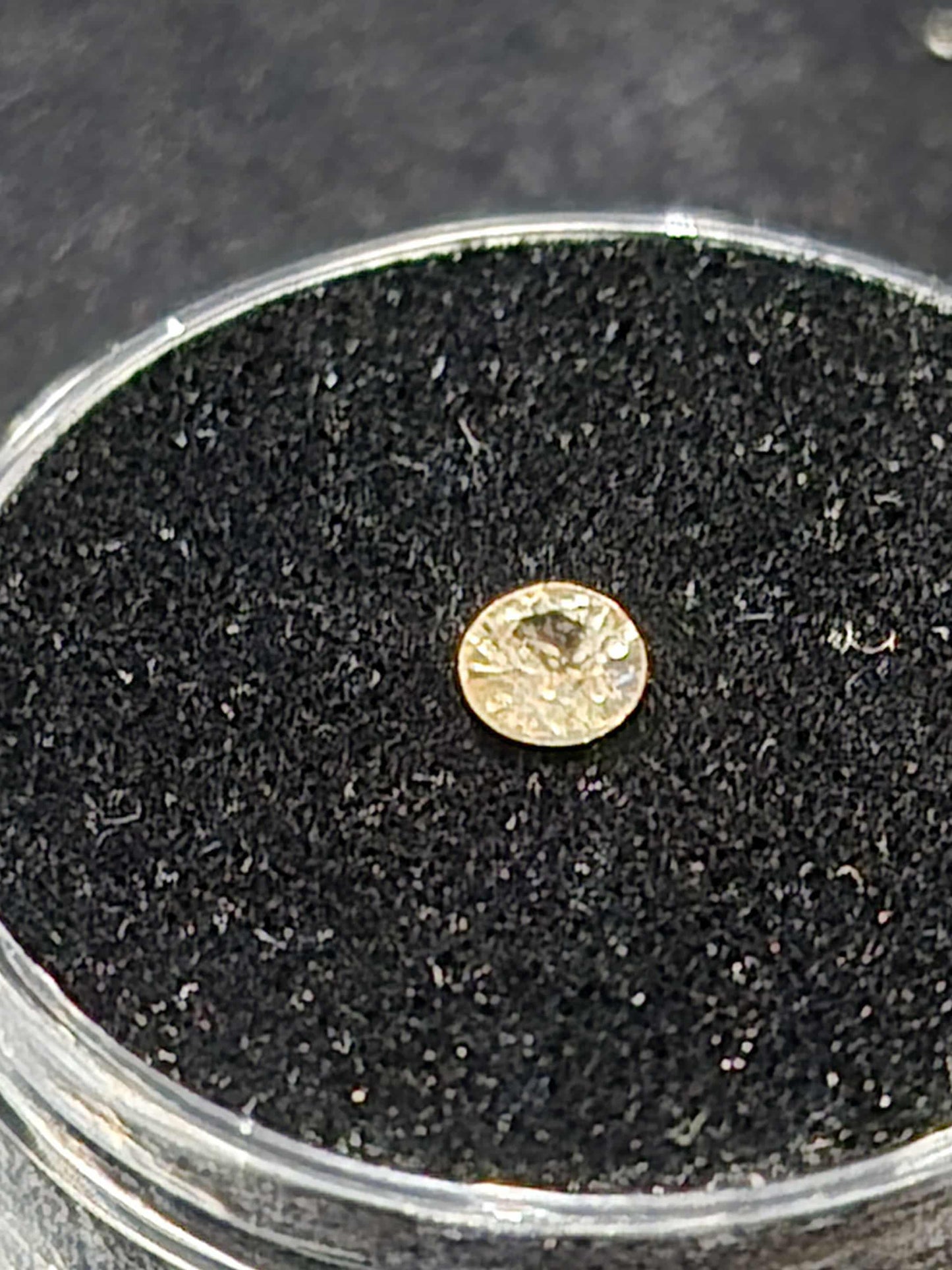 Queensland Zircon Round Cut 0.3 Carat - Natural Australian Gemstone