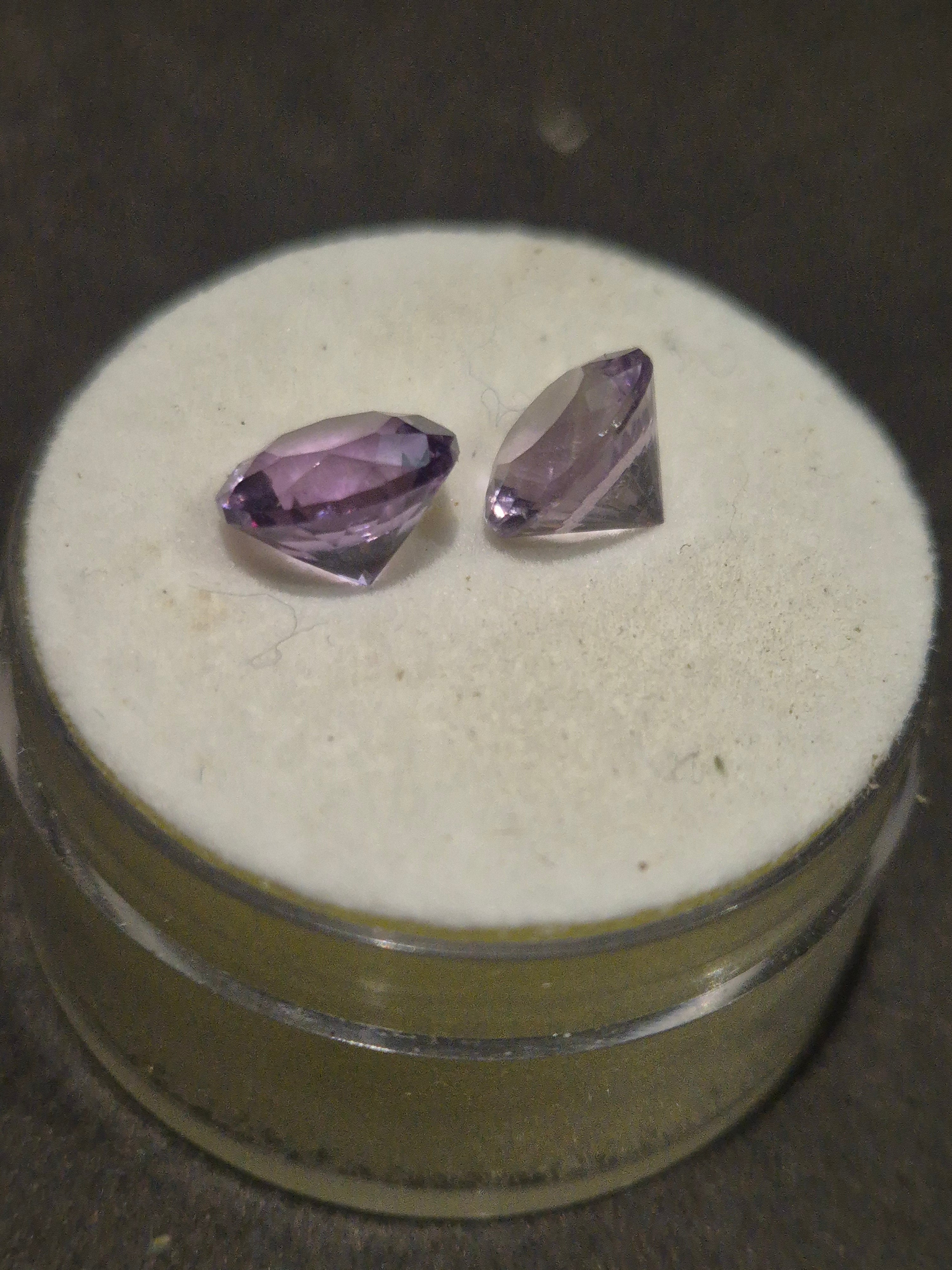 Round cut amethyst loose stone 1.10ct showing purple brilliance for jewelry
